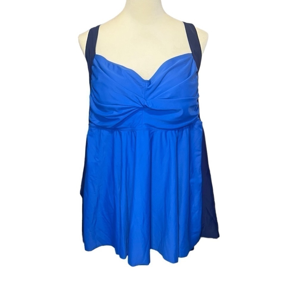 Bloomchic cross back two tone blue swimsuit tank NWOT size 22-24